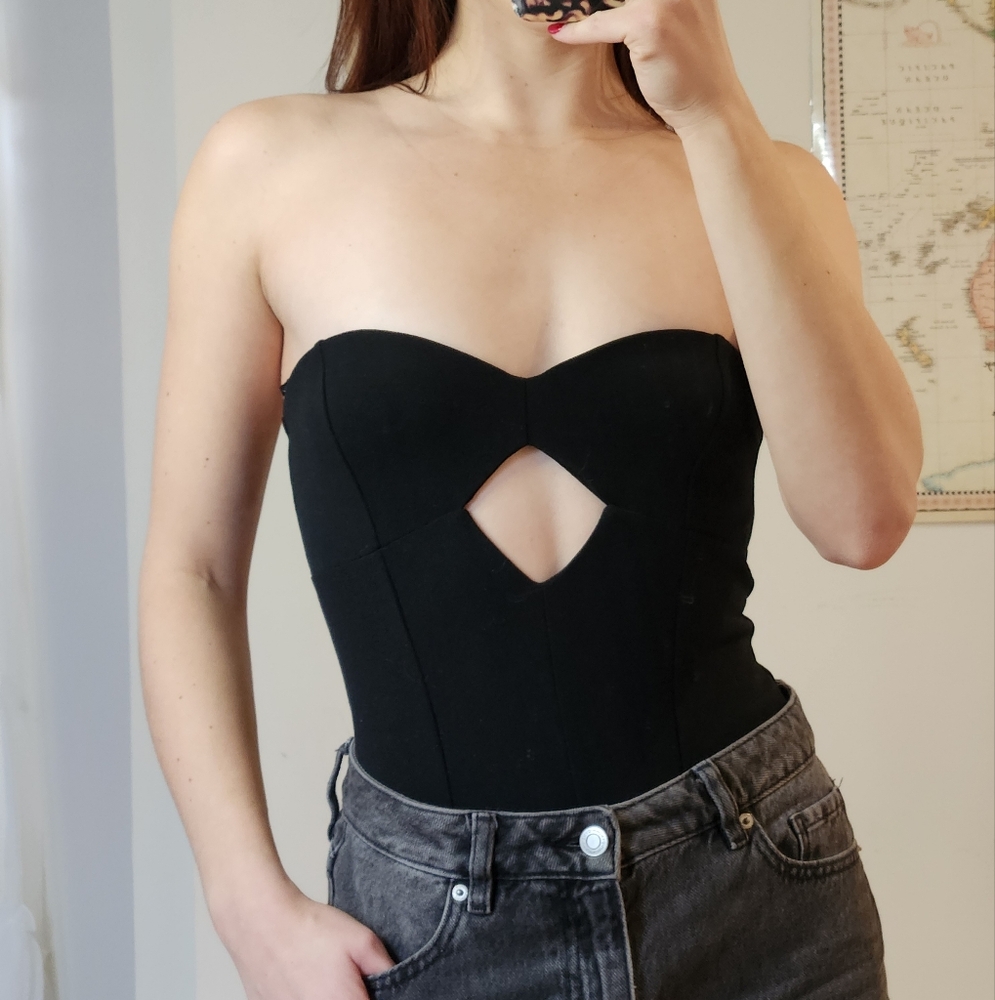 Strapless bodysuit - Picture 1 of 4